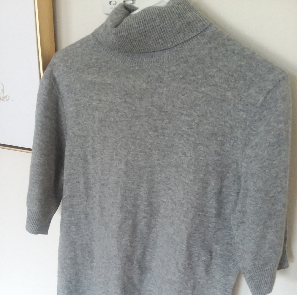 Turtleneck Gray Cashmere Sweater